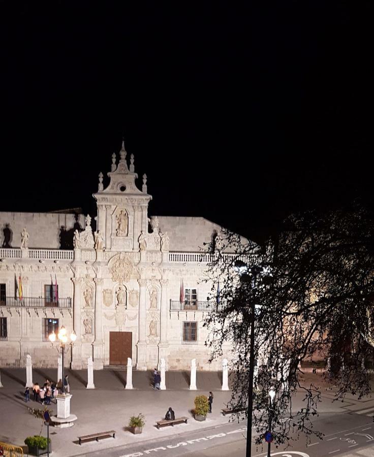 Universidad 4 Valladolid Eksteriør billede